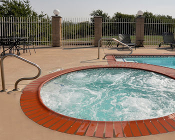 Hotel Comfort Suites Near Alliance