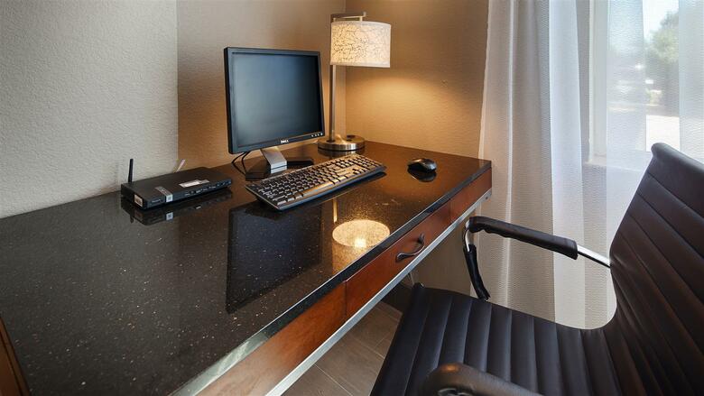 Hotel Best Western South Plains Inn & Suites