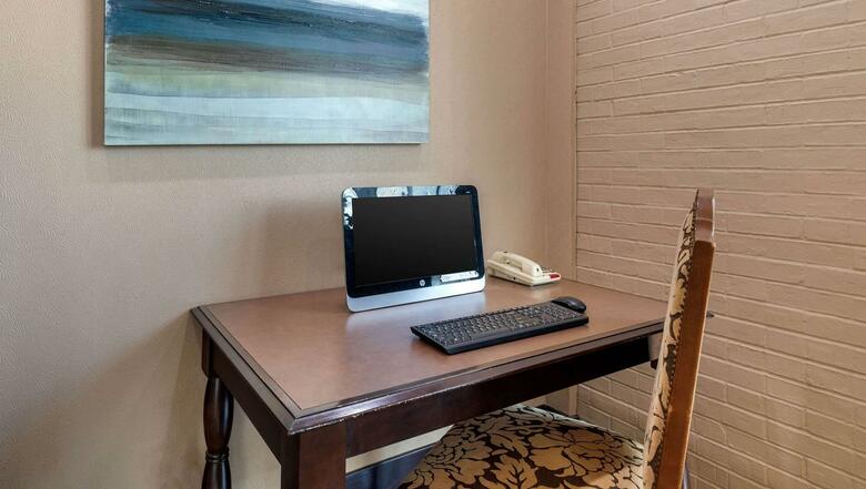 Magnuson Grand Hotel And Conference Center Tyler