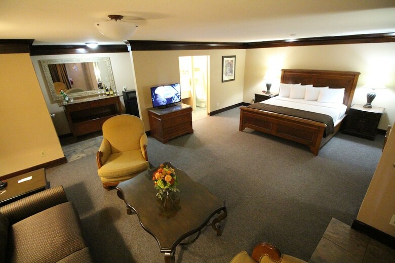 Magnuson Grand Hotel And Conference Center Tyler