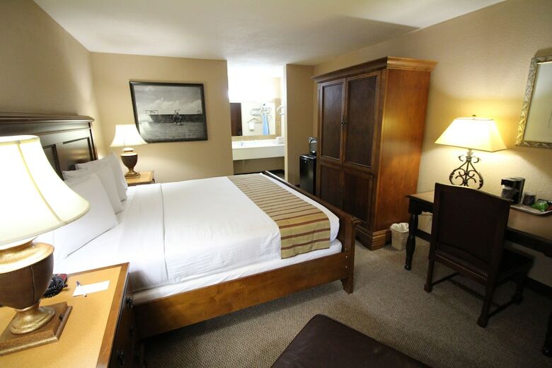 Magnuson Grand Hotel And Conference Center Tyler