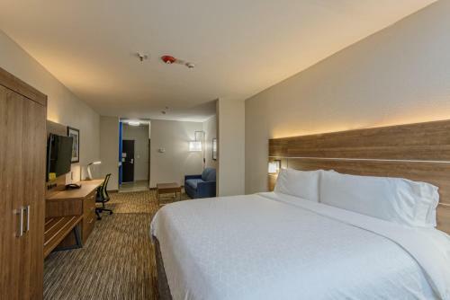 Holiday Inn Express Hotel & Suites Corpus Christi
