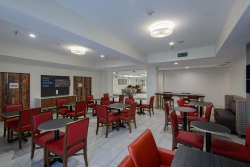 Holiday Inn Express Hotel & Suites Corpus Christi