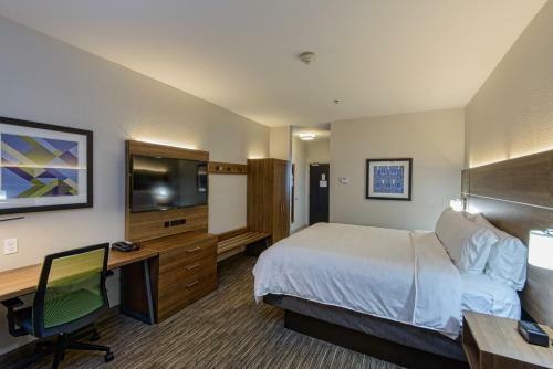 Holiday Inn Express Hotel & Suites Corpus Christi