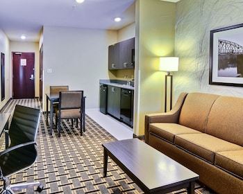 Hotel Comfort Suites