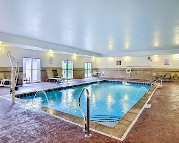 Hotel Comfort Suites