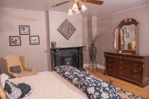 Grape Arbor Bed And Breakfast