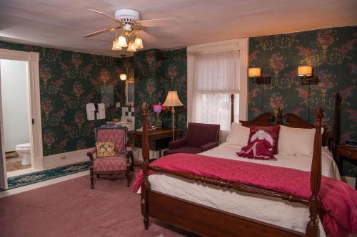 Grape Arbor Bed And Breakfast