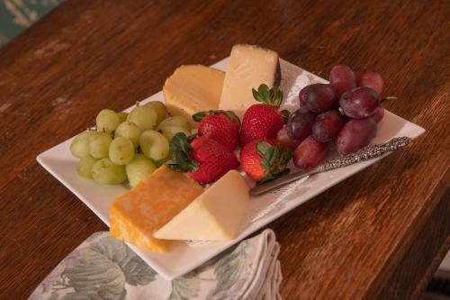 Grape Arbor Bed And Breakfast