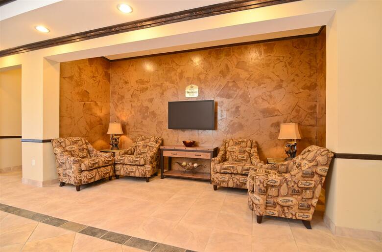 Hotel Best Western Plus Emory At Lake Fork Inn & Suites