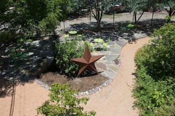 Bed & Breakfast Texas White House