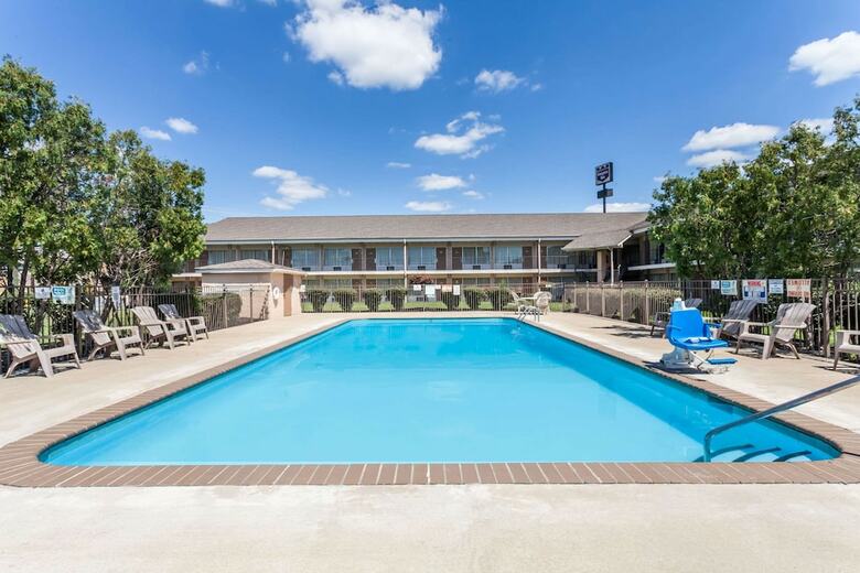 Hotel Knights Inn Lebanon