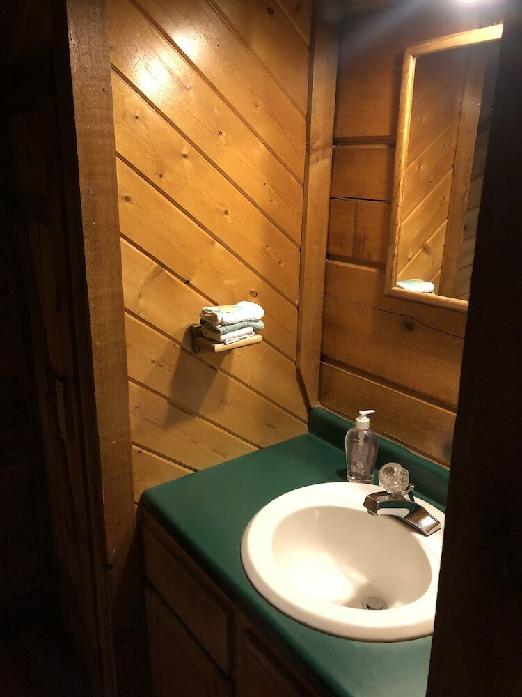 Smokies Bed And Breakfast