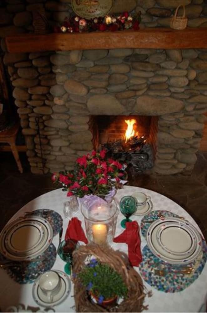 Smokies Bed And Breakfast