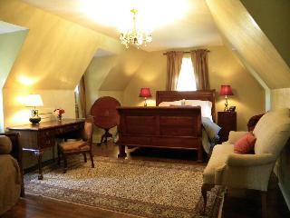 Bed & Breakfast Hillbrook Inn