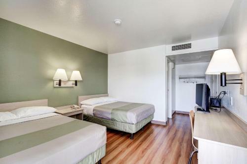 Motel 6 Salt Lake City South - Midvale