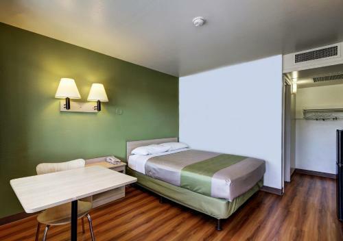 Motel 6 Salt Lake City South - Midvale