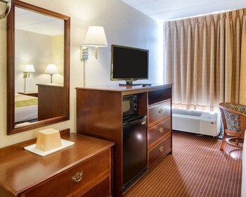 Hotel Econo Lodge North
