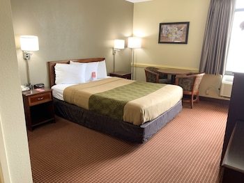 Hotel Econo Lodge North