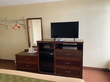 Hotel Econo Lodge North