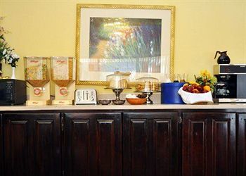 Hotel Rodeway Inn Emporia