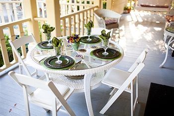Bed & Breakfast The Hale House Inn