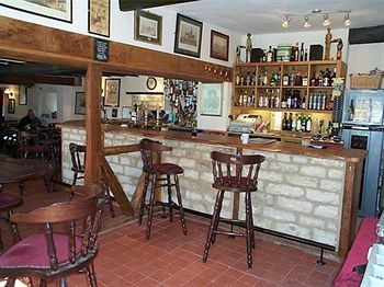 Hostal The Fox And Hounds