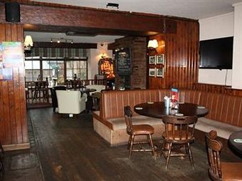 Hostal The Globe Inn