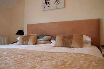 Hostal The Cliff House Hotel