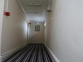 Hotel Elmfield Guest Accommodation