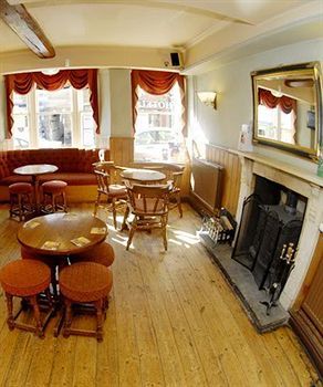 Hostal The Crown Inn