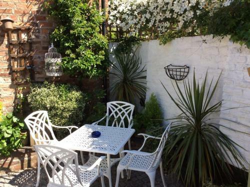 Old Street B&B