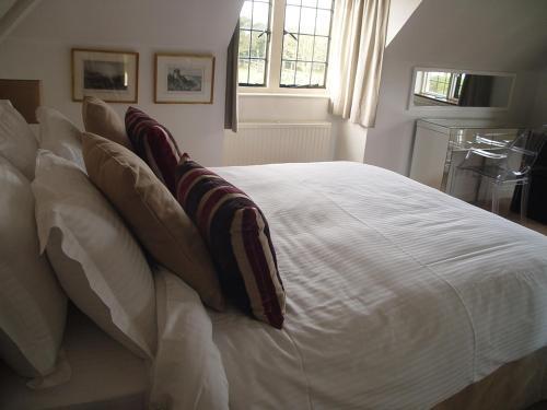 Bed & Breakfast Pinkneys Court Mews
