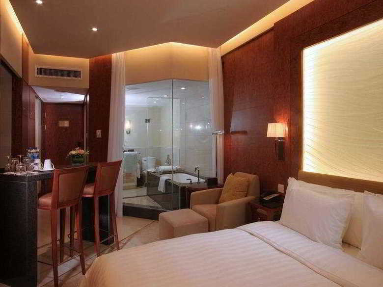 Hotel Portman Plaza