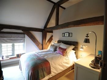 Hostal Bel & The Dragon