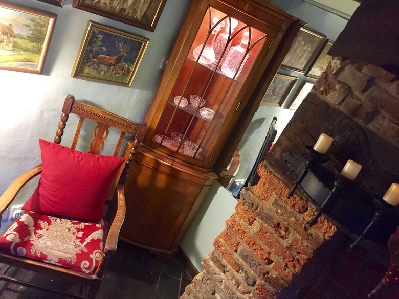 Hotel Thatched Cottage