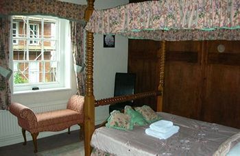 Hostal The Three Tuns Hotel