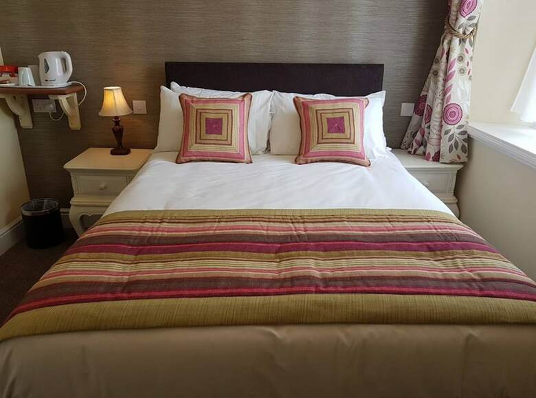 Hostal The George Hotel, Crewkerne