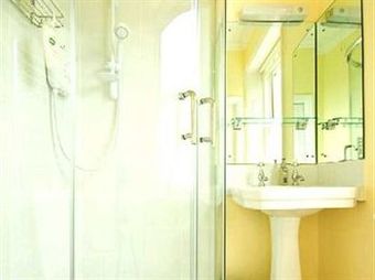 Dowfold House Bed & Breakfast