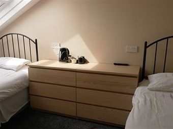 Hostal The Swan Hotel