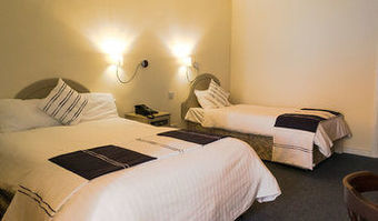 Hostal 5 Corners Guest Inn