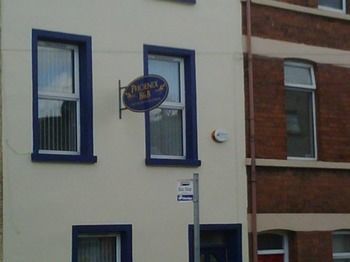 Phoenix Bed & Breakfast