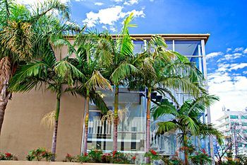 Aparthotel Adelaide Dresscircle Apartment - Ward St