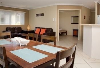Sanctuary Lake Apartments
