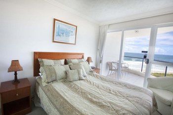 Aparthotel Regency On The Beach
