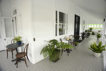 Bed & Breakfast Heal House