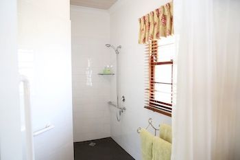 Bed & Breakfast Allara Homestead