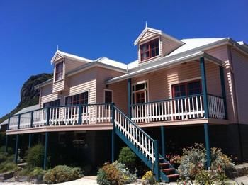 Hanlon House Bed And Breakfast