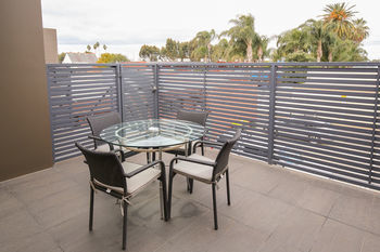 Indulge Apartments Langtree
