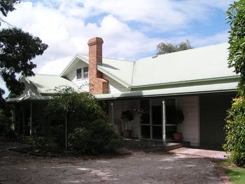 Karingal Homestead B&B